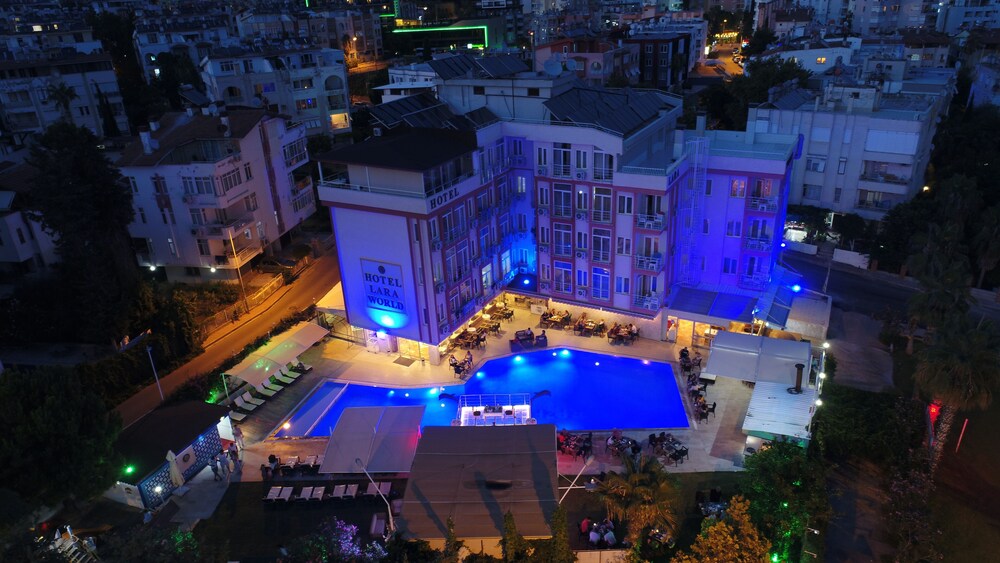 Lara World Hotel-Antalya